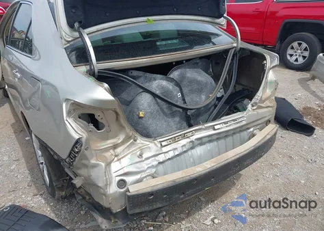 2014 Toyota Camry Le z USA, uszkodzony, nr VIN 4T4BF1FK5ER384087